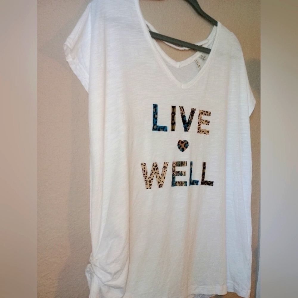 Live❤️Well Action Women's V-Neck Short Sleeve Tee Graphic T-Shirt size XL - Picture 4 of 8
